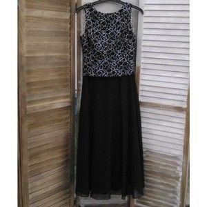 Scott McClintock-Black & White Midi Dress-Evening Gown-Black Tie-Prom